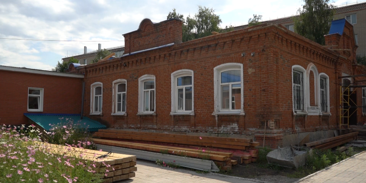 В Троицке восстанавливают историческое здание Свято-Казанского монастыря